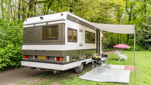 The Dude – Awesome retro camper from 1990