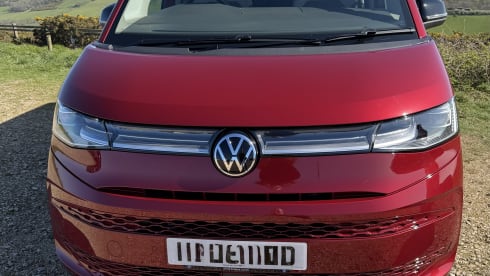  Betty – Volkswagen California Ocean EHybrid 2025 met 4 slaapplaatsen