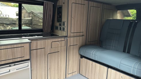 Wild Wanderer – 4 berth VW T6.1 - Insurance Included