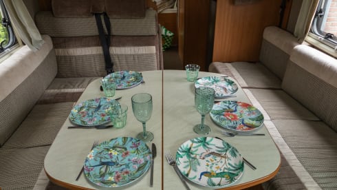 Spacious 6-person family camper