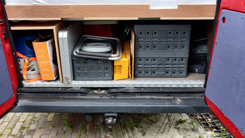 COMPACT, COMPLETE, COMFORTABLE with fixed bed, Offgrid.