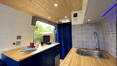 Athena – Athena - the Goddess of Campervans