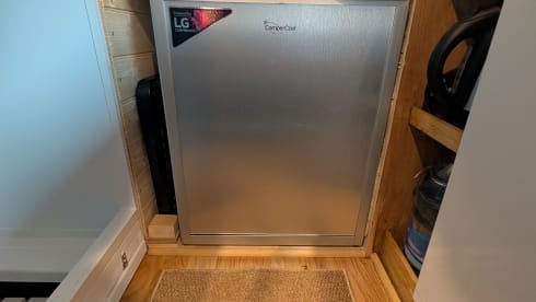 Homer – Vauxhall-Campingbus mit 3 Schlafplätzen ab 2023