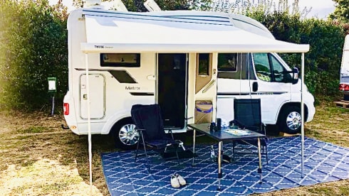 “ Dushi “ – Adria Matrix Axess 590ST compact, semi-integral from 2020