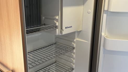  Pössl 2Win Fixed bed, Air conditioning, Single beds - Kingsize bed