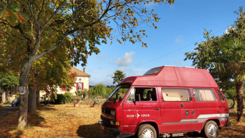 Humpie – 4p Volkswagen campervan from 1987