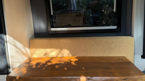 Ragnar – Citroen JUMPER jouw comfortabele reiscamper met ruime dwarsbedden