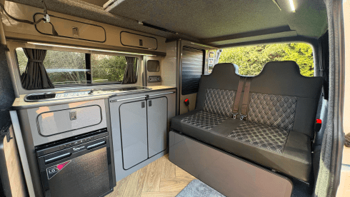 Rogue Five – Top Spec Volkswagen T6.1 | Comfortable & Slick | Sleeps 4