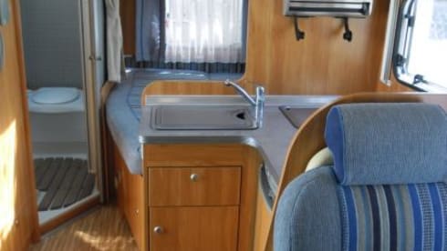 Marano t580 – 4p Bürstner semi-integrated uit 2008