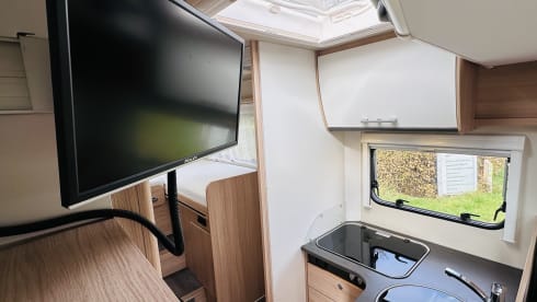 Very luxurious and spacious Adria Matrix family camper (max. 5 pers.).