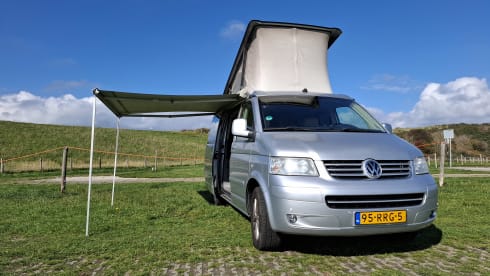 Lizzy – 4p Volkswagen bus from 2007