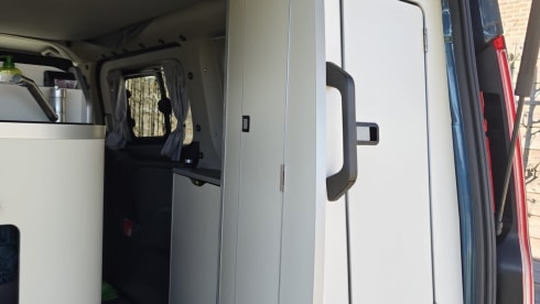Westfalia Ford Nugget 2022 pop-up roof 4p automatic