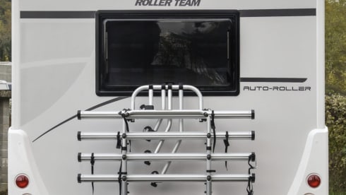 Wanderer – 6 berth Roller Team semi-integrated from 2022 Automatic