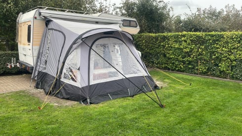 Vintage BETSY – 5p Peugeot alcove from 1991