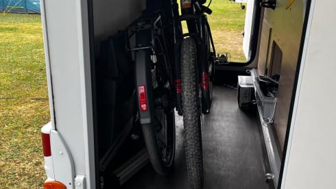 Zomerdeal!! Ruimtewonder Capron Sunlight V66 halfintegraal uit 2021
