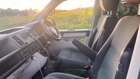 Sapphire – 4 berth Volkswagen T6 campervan from 2017