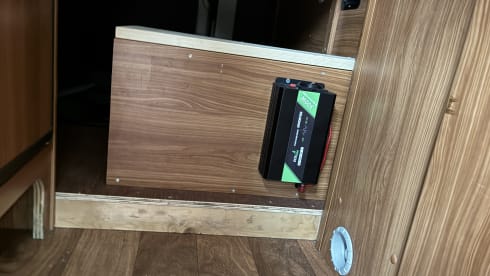 Fritz – Charming Pössl Campervan – Off-Grid Ready & Fully Equipped!