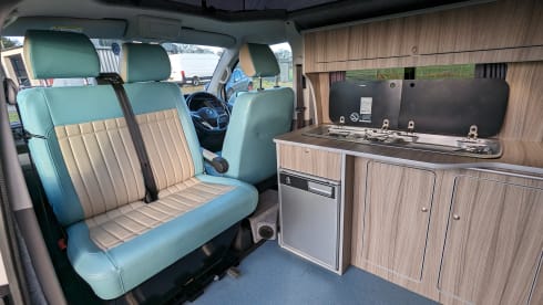 Loki – 4 berth Volkswagen campervan