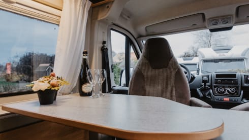 Roadcruiser – Luxury bus camper Pössl Roadcruiser (camper 20)