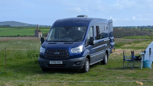 Belle – 2 Berth Custom Cozy Van