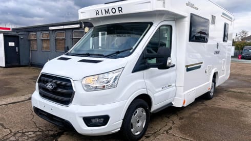 LEWIS – 2026 Ford Transit Rimor 79+ 7 berth AUTOMATIC motorhome
