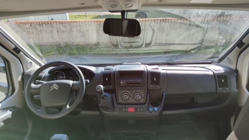 MC4 - 239 – MCLOUIS MC4 331