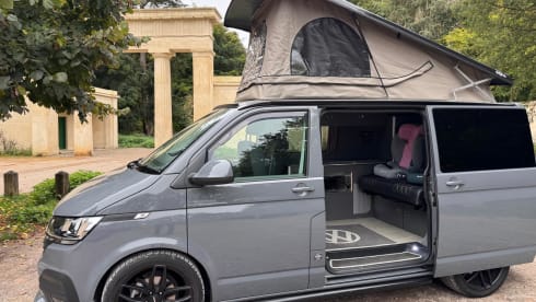 Vincent  – 4 berth Volkswagen campervan from 2022