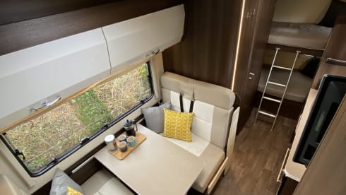 Fabulous Roller Team Zefiro 675 6 berth motorhome