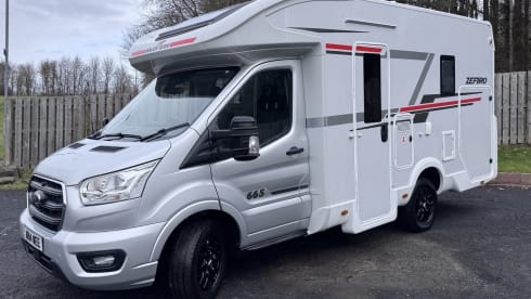 Wee Arria – Nagelneues Wohnmobil mit 4 Schlafplätzen, Automatikgetriebe, Versicherung inklusive