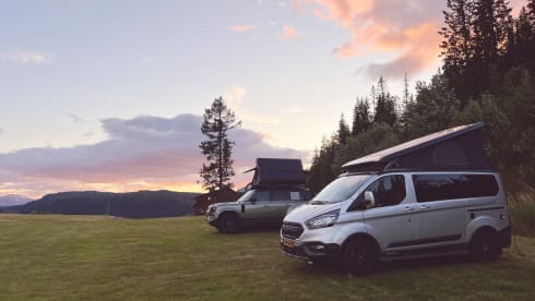 Moon Nugget – Ford Nugget Trail