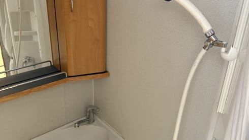 Guus – 5p Niesmann + Bischoff Arto 69