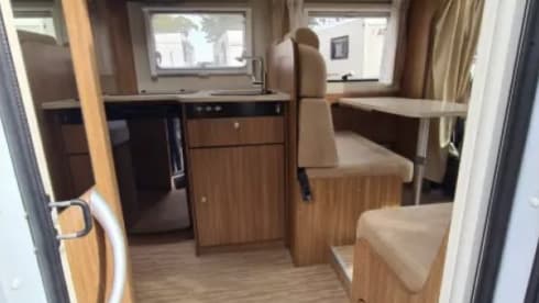 4p Carado semi-integrated from 2015