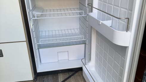 Mercedes sprinter off grid camper
