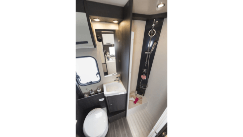 Beluga – New family camper Roller Team FORD 2022