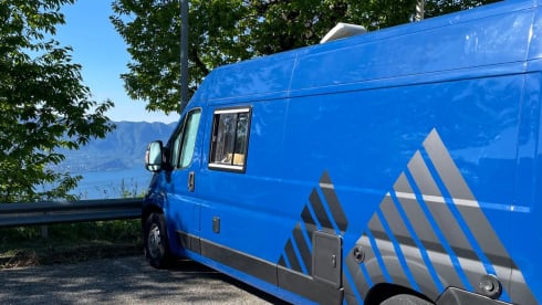 Honolulu Camper Van – Be one with nature with Honolulu Camper Van