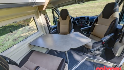 CamperVan 919 – Clever Vario Kids, 2 or 4 sleeping places, brand new, quiet engine!