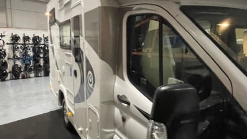 LITTLE VIP 4 – LUXURY 4 BERTH