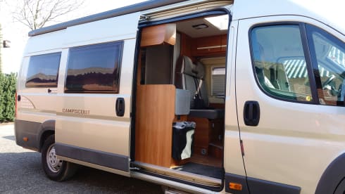 2p Citroën Bus camper from 2014