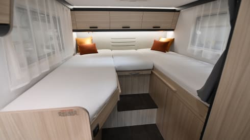 de Club camper – NEW 5-person luxury camper, incl. inventory and insurance
