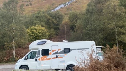 6 berth Fiat alcove from 2020