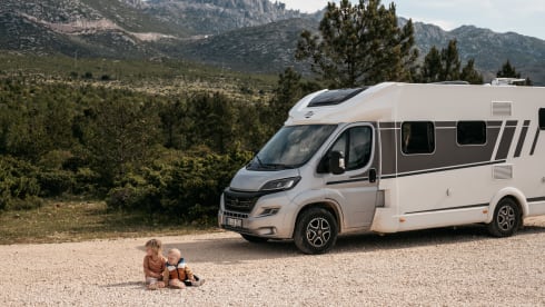 Big Benny – 4p Carado semi-integrated from 2024