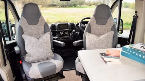 Vehicle 4 – 2-4 berth immaculate 2025 Expedition 67 "Flex" campervan 