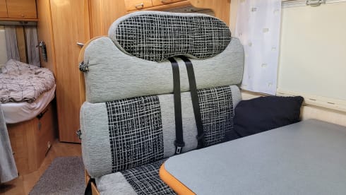 Izola 687 sp – Adria Izola 687 sp