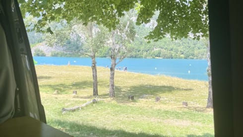 Nova – 2p Volkswagen bus uit 2013