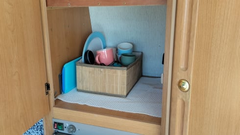 De Blauwe – 2p Pössl Peugeot Boxer bus uit 2001