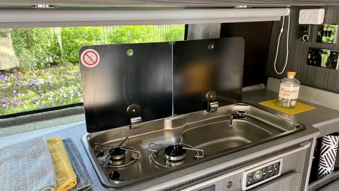 The Colonel – Stylish Pop-Top Camper | Sleeps 4 | Solar & Heater | Festival Ready