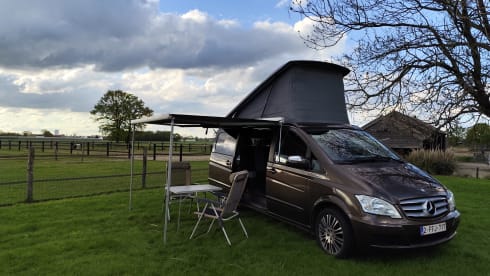 4p Mercedes-Benz campervan from 2012