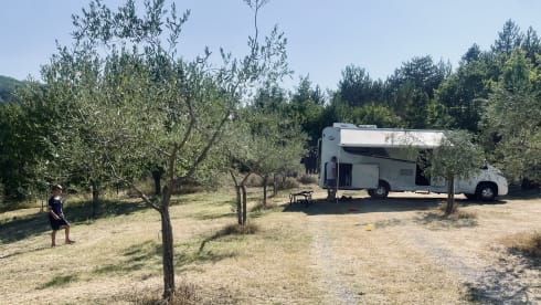 Ons huisje op wielen – Prachtige 5 persoons Carado uit 2021 met airco