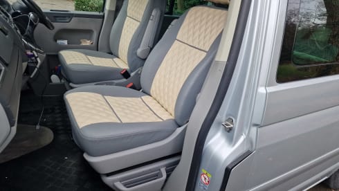 Laya – VW California 4 berth camper van 