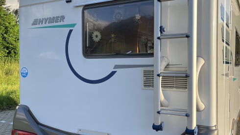 Heerlijk familie camper met grote zithoek  – 5er Hymer integriert ab 1998